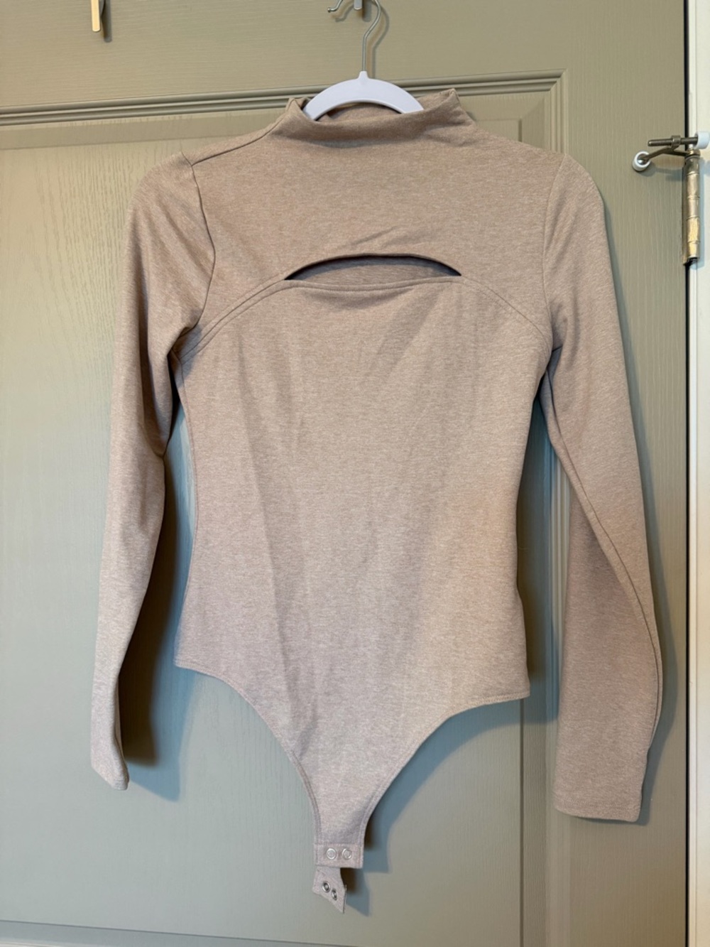 Express long sleeved cut out bodysuit SMALL